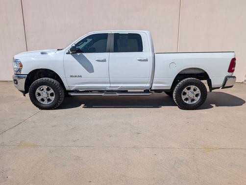 2022 RAM 2500 Big Horn Crew Cab 4x4 6'4' Box