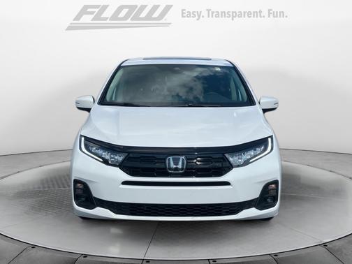 Platinum White Pearl 2026 Honda Odyssey