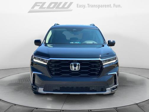 Crystal Black Pearl 2023 Honda Pilot