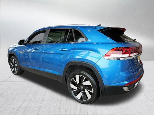 2025 Volkswagen Atlas Cross Sport 2.0T SE w/Technology 4MOTION