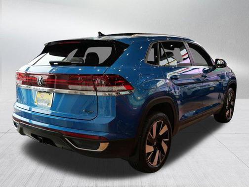 2025 Volkswagen Atlas Cross Sport 2.0T SE w/Technology 4MOTION