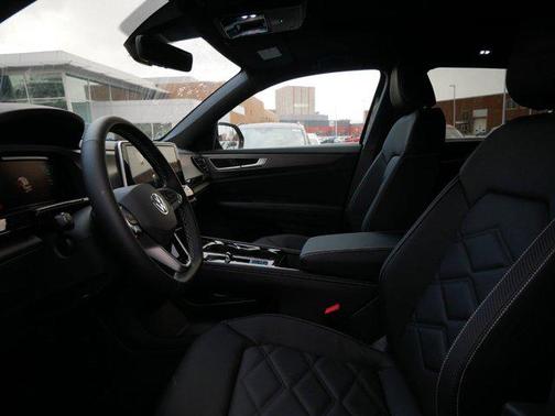 2025 Volkswagen Atlas Cross Sport 2.0T SE w/Technology 4MOTION