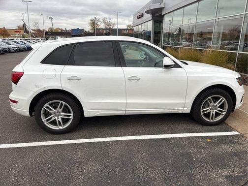 2015 Audi Q5 2.0T Premium Plus