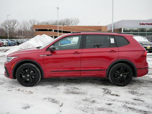2024 Volkswagen Tiguan 2.0T SE R-Line Black 4MOTION