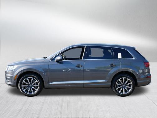 Samurai Gray Metallic 2019 Audi Q7 55 Premium Plus