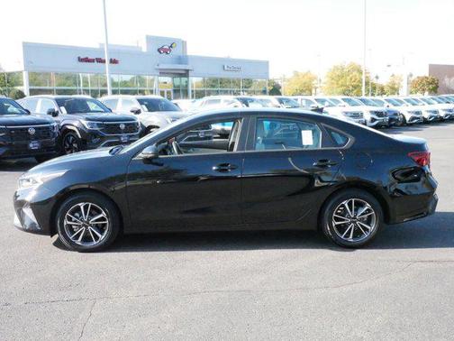 2022 Kia Forte LXS