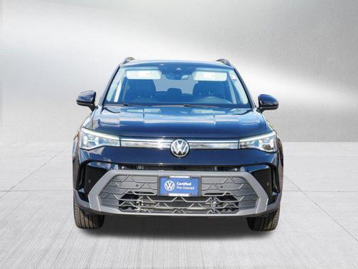 2025 Volkswagen Taos 1.5T SE Black