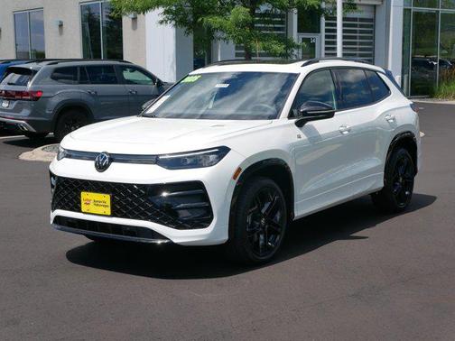2025 Volkswagen Tiguan 2.0T SE R-Line Black 4MOTION