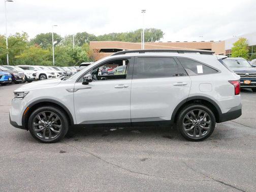 2023 Kia Sorento EX