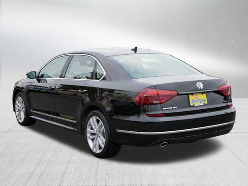 2018 Volkswagen Passat 2.0T SEL Premium