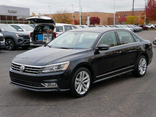 2018 Volkswagen Passat 2.0T SEL Premium