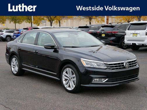 2018 Volkswagen Passat 2.0T SEL Premium