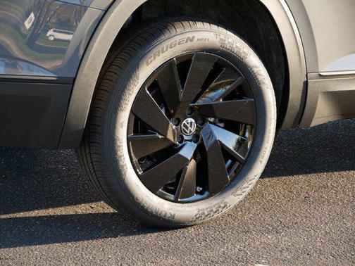 2025 Volkswagen Atlas 2.0T SE w/Technology 4MOTION