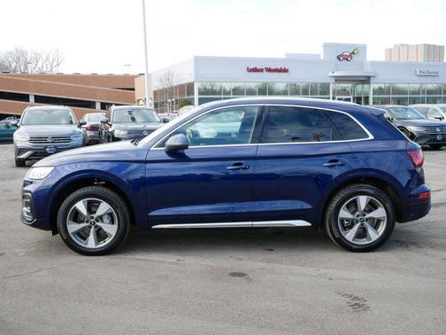 2023 Audi Q5 40 Premium