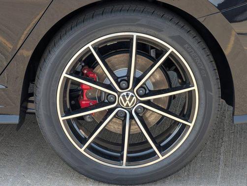 Deep Black Pearl 2026 Volkswagen Jetta GLI 2.0T Autobahn
