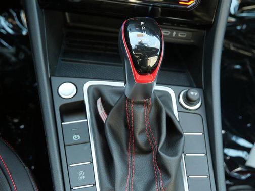 Deep Black Pearl 2026 Volkswagen Jetta GLI 2.0T Autobahn