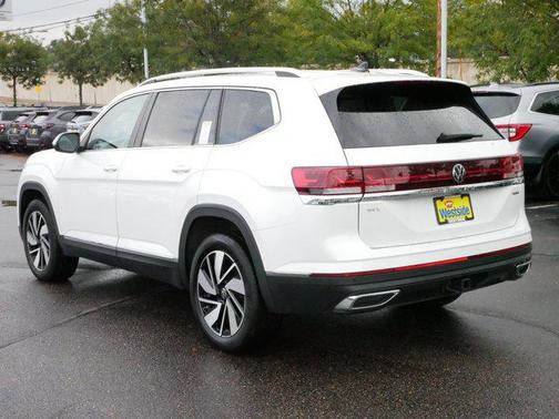 2024 Volkswagen Atlas 2.0T SEL
