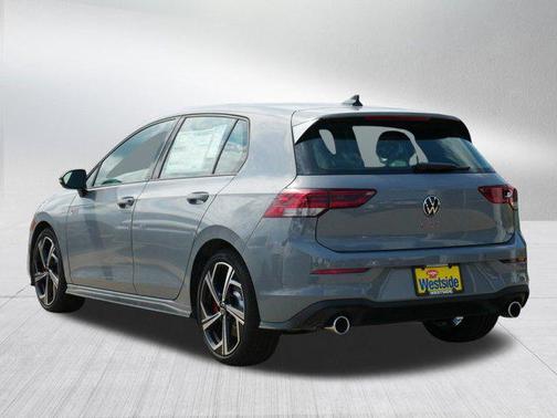 2025 Volkswagen Golf GTI 2.0T SE DSG
