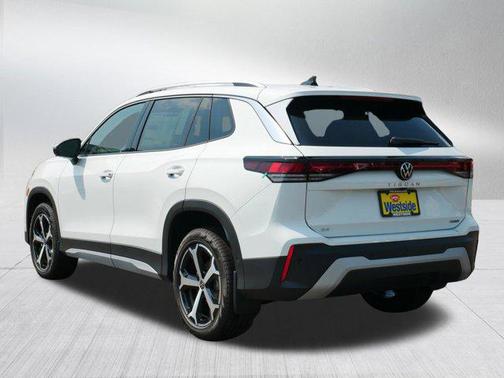 2025 Volkswagen Tiguan 2.0T SE 4MOTION