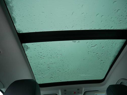 2026 Volkswagen Taos SE Black