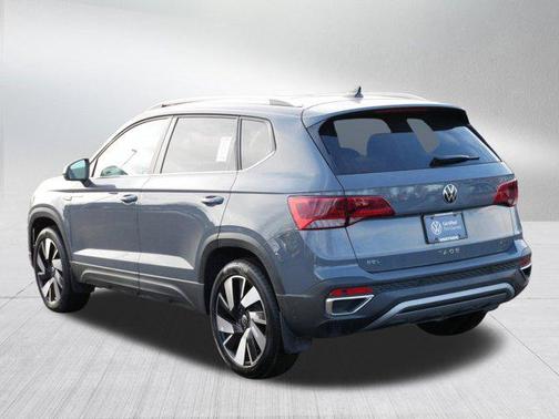 2024 Volkswagen Taos 1.5T SEL