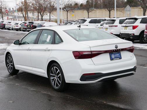 2025 Volkswagen Jetta 1.5T SE