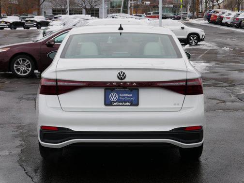 2025 Volkswagen Jetta 1.5T SE