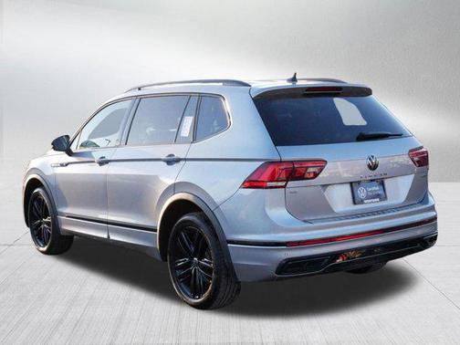 2022 Volkswagen Tiguan 2.0T SE R-Line Black 4MOTION