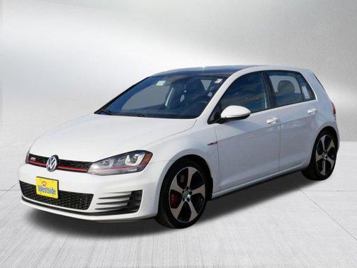 2017 Volkswagen Golf GTI 2.0T SE 4-Door