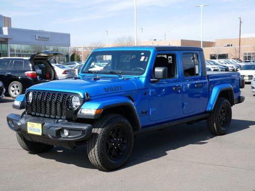 Hydro Blue Pearlcoat 2022 Jeep Gladiator Willys 4x4