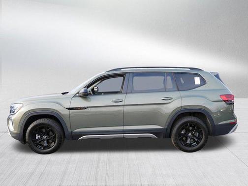 2024 Volkswagen Atlas 2.0T SE w/Technology 4MOTION