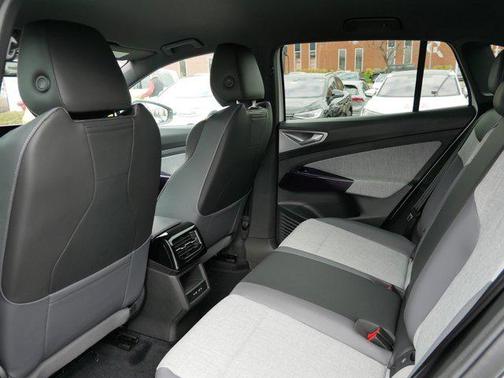 2025 Volkswagen ID.4 AWD Pro