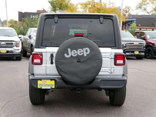 2022 Jeep Wrangler Sport S