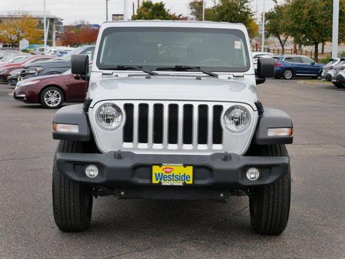 2022 Jeep Wrangler Sport S