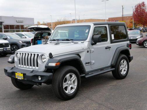 2022 Jeep Wrangler Sport S