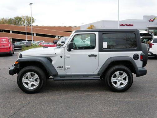 2022 Jeep Wrangler Sport S