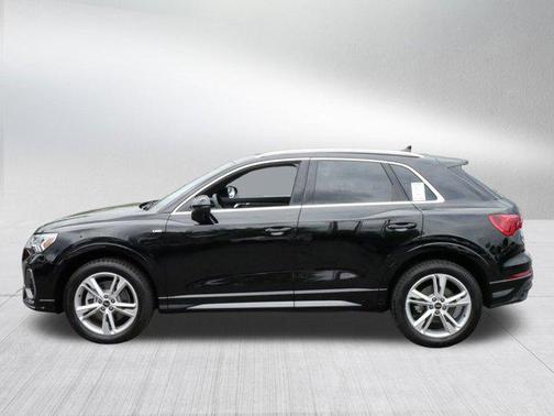 2024 Audi Q3 45 S line Premium Plus