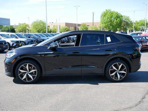 Deep Black Pearl 2023 Volkswagen ID.4 AWD Pro S