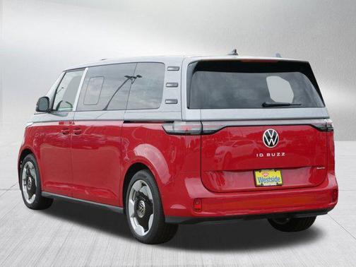 2025 Volkswagen ID. Buzz Pro S Plus with 4MOTION