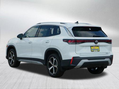 2025 Volkswagen Tiguan 2.0T SE 4MOTION