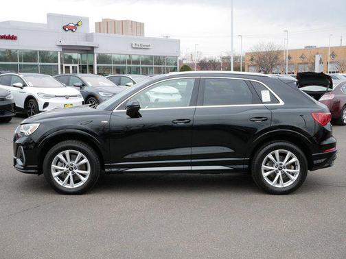 Mythos Black Metallic 2023 Audi Q3 45 S line Premium Plus