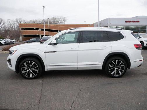 2025 Volkswagen Atlas 2.0T SEL Premium R-Line 4MOTION