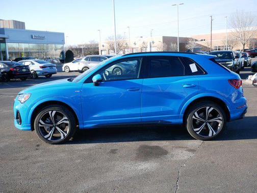 2023 Audi Q3 45 S line Premium Plus