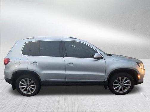 2017 Volkswagen Tiguan 2.0T Wolfsburg Edition