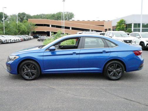 2024 Volkswagen Jetta 1.5T SE
