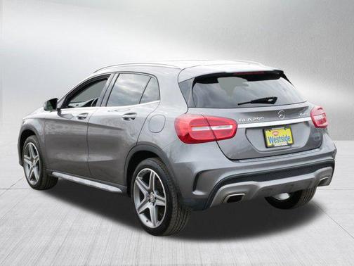 2015 Mercedes-Benz GLA-Class 4MATIC