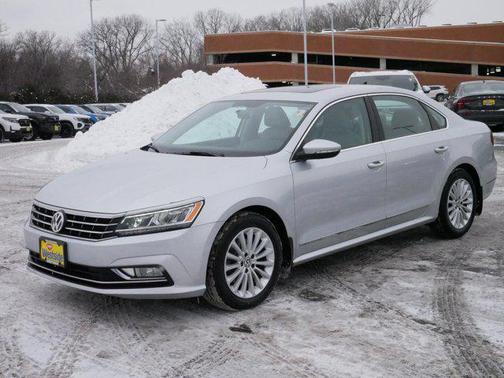 2017 Volkswagen Passat 1.8T SE
