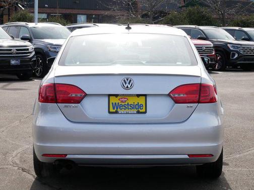 2014 Volkswagen Jetta Auto SE w/Connectivity