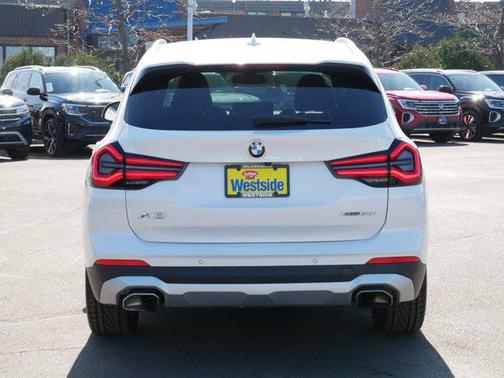 Mineral White Metallic 2023 BMW X3 xDrive30i
