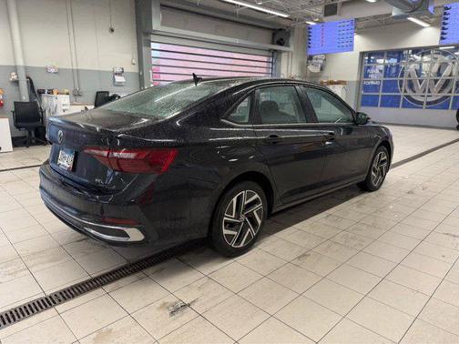 2022 Volkswagen Jetta 1.5T SEL